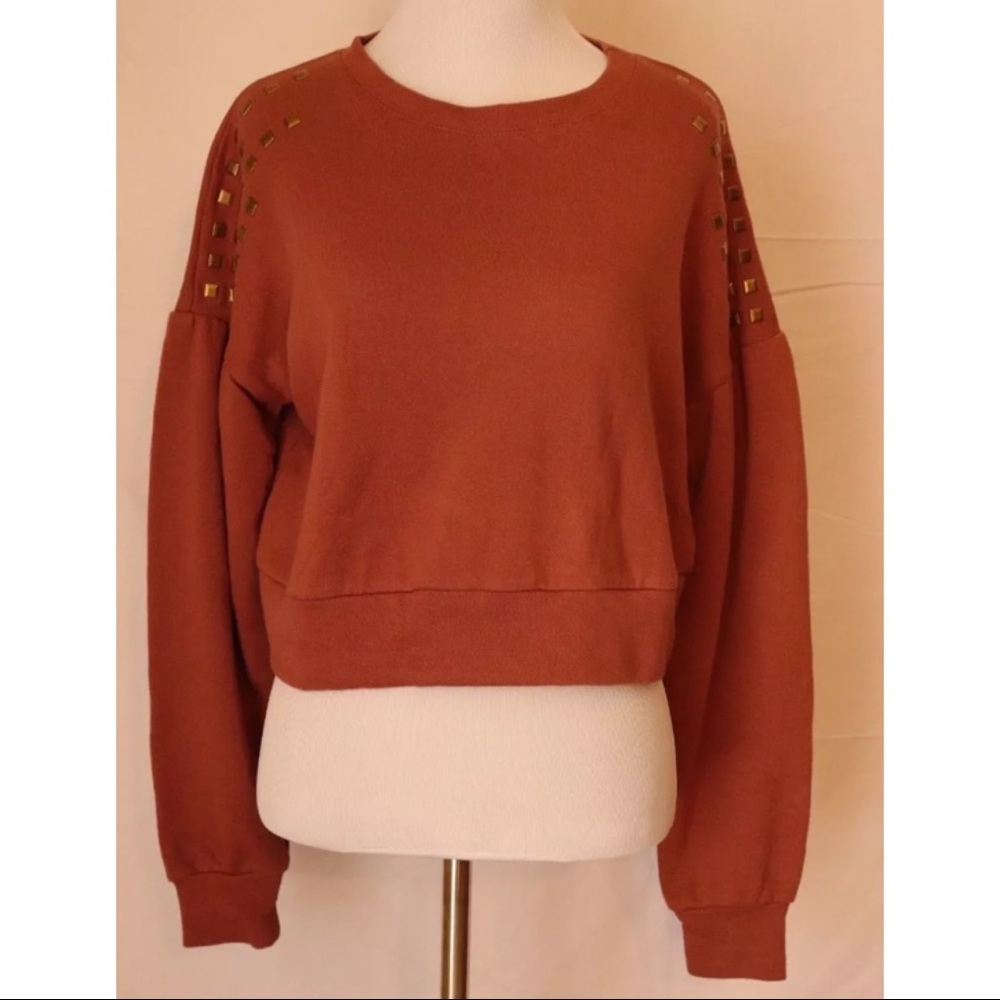 Chloe&Katie longsleeve crop sweater